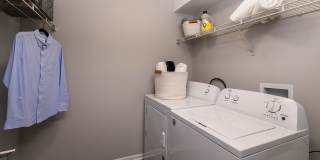 Emory Lakes Luxury Apartments Gallery 7