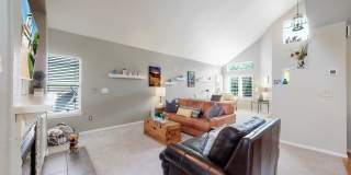 Stunning 3bd 3.5ba Home in the Mariana Butte Neighborhood Gallery 1