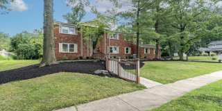 1800 LARK Lane Gallery 2