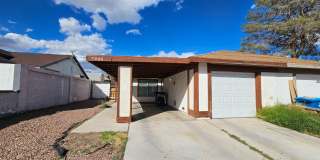 3/2 in the SW!!! Close to everything!!! 3/2 in the SW!!! Close to everything!!! Gallery 1