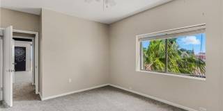 520 S Chaparral Street Gallery 26