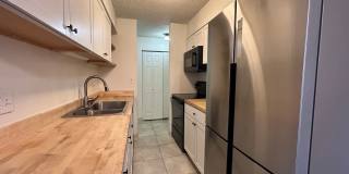 $0 DEPOSIT OPTION. STUNNING 2BED/1BATH CONDO IN HIGHLINE MEADOWS Gallery 7
