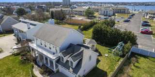 74 Seaview Avenue Gallery 57