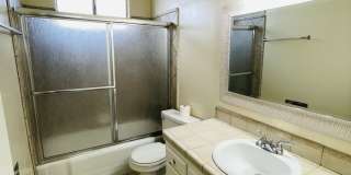 949 North Alfred Street Gallery 7