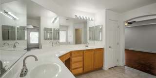 9711 Spinnaker Creek Avenue Gallery 33