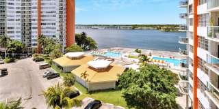 1351 NE Miami Gardens Dr Gallery 10