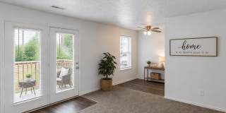 Hub of New Albany Apartments Gallery 27