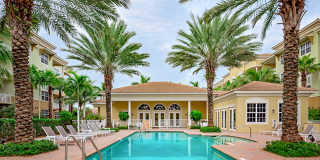 55+ Riverwalk Pointe - Senior Housing Gallery 6