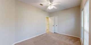 2350 Kendal Green Circle Gallery 15