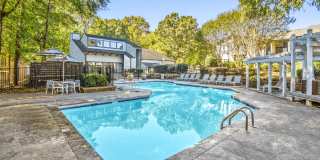 Affordable Housing - Madison Southpark Apartment Homes Gallery 1