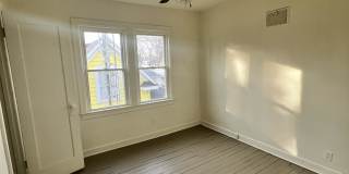 609 West Broadway Street Gallery 5