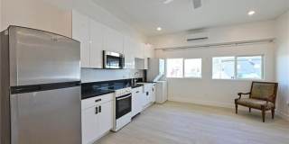 7929 Blackburn Ave Gallery 3