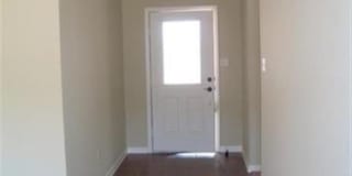 408 Hill Creek Drive Gallery 2