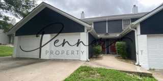509 NE Newport Dr Gallery 1