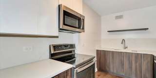 200 E Delaware Place Gallery 9