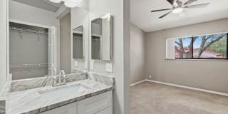 3 bedroom condo Gallery 29