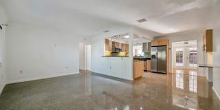 Stunning Pool Home in Sapphire Shores – West of the Trail Near the Ringling Museum Gallery 12
