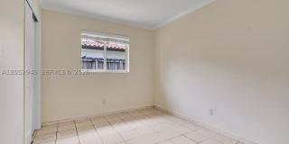 1430 SW 102nd Ct Gallery 25