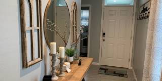 ALMOST NEW 3/2 HOME close to everything!!  BEAUTIFUL WITH LOTS OF UPGRADES! Gallery 3