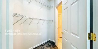 21197 McFadden Square Gallery 16
