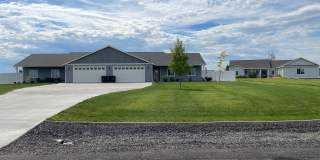 2856 Rd H NE Gallery 1