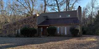 The Lodge at Trojan Way Gallery 1