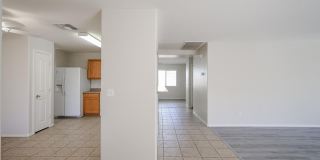 16034 W Winchcomb Drive Gallery 7