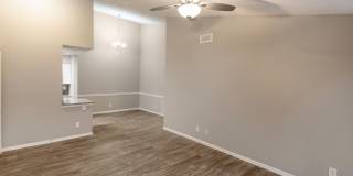 Avery Glen Luxury Apartments Gallery 13