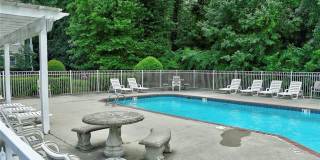 Ridgely Manor Gallery 21