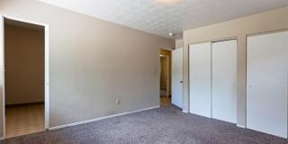 University Area Home - 4 Bed - 3 Bath Gallery 29