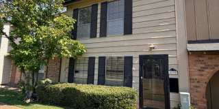 Townhouse Just Minutes to LSUS ..... Gallery 1