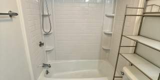 991 Manor Ln Gallery 16