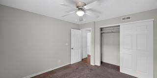 Charming 2BR Condo in Denver - Available NOW! Gallery 14