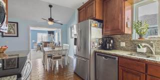 7766 Betty Louise Drive Gallery 11