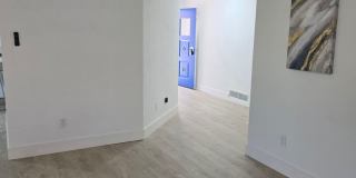FOR RENT!!! SIMPLY STUNNING AND SPACIUS 3 BED 2 BATH SINGLE FAMILY HOME.. Gallery 40