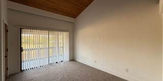 Quaint and Cozy 2-Bed 2- Bath 2nd Floor Condo – The Perfect Blend of Comfort and Style! Gallery 16