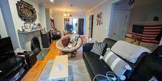 South End Two Bed with Private Yard – 2 Bed | 2 Bath Gallery 3