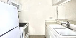 FOR RENT - Cozy Studio 432 SF 2nd Floor Condo, Resort-Style Community In Sought-After Fashion Valley Gallery 11