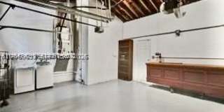 400 NE 86th St Gallery 50