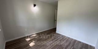 945 Paddock Dr Gallery 17