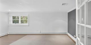 65 E River Road Gallery 24