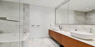 10203 Collins Avenue Gallery 13