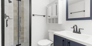 1st month free! Renovated 2B/2B Corner Apartment with Flatiron Views - Available NOW! Gallery 9