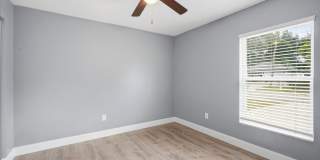 Fully Remodeled & Spacious 4 Bedroom Home - Don't miss it! Gallery 15