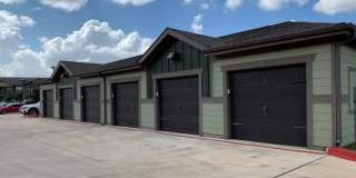 3012 Creek Bend Dr Gallery 1