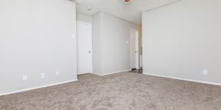 Aria Gallery 27