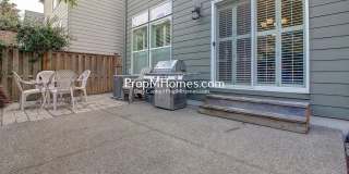 Luxury Four Bedroom Home in King City! Gallery 23