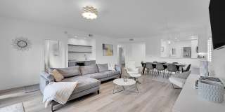 210 Captains Walk Gallery 1