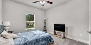 Modern 3-Bedroom Bella Vista Home with Bonus Room and Tiered Deck Gallery 13