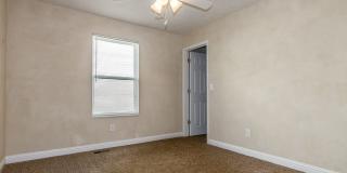 2 Bedroom, 2 Bathroom duplex with garage Gallery 49